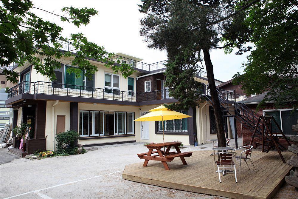24 Guesthouse Namsan Garden سيول المظهر الخارجي الصورة
